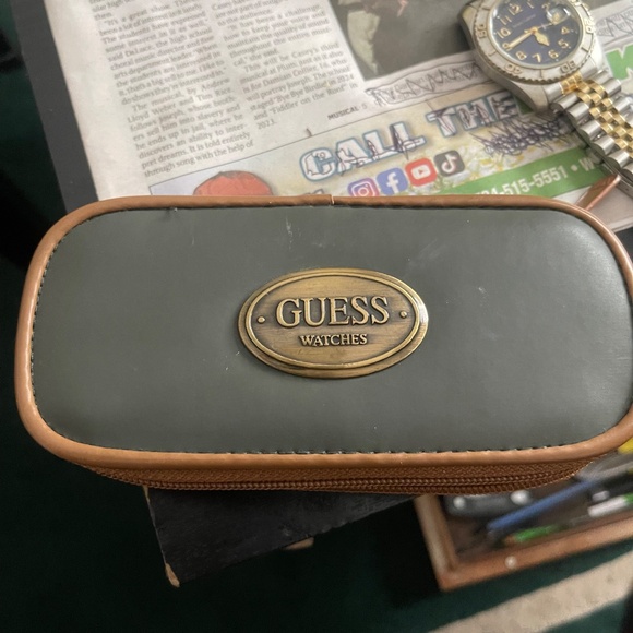 Mens watch - Picture 2 of 2